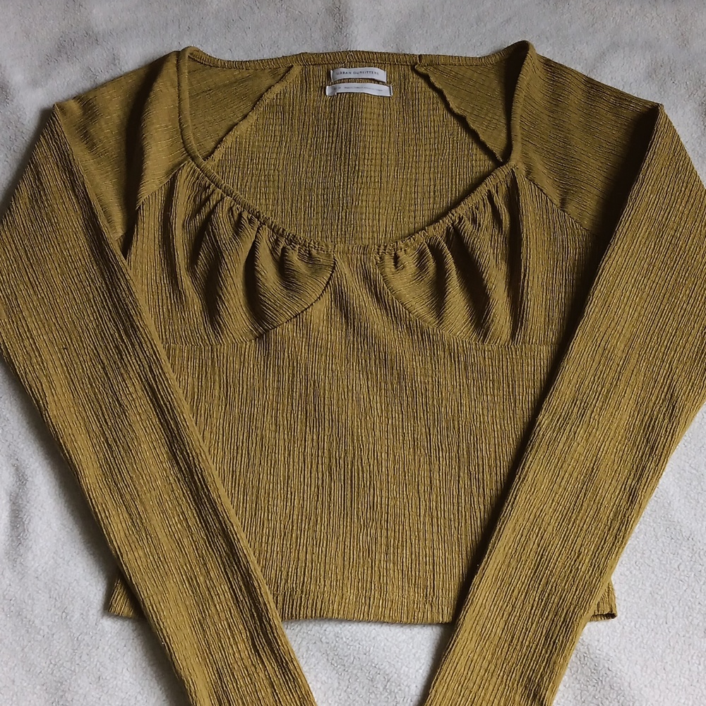 Urban Outfitters womens olive green textured balconette long sleeve top